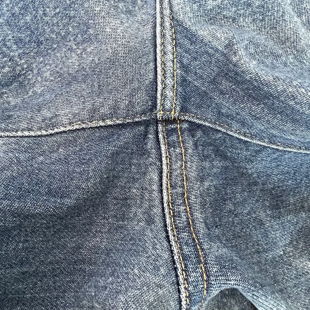 Good American Light Blue Boot Cut Jeans - Picture 7 of 11